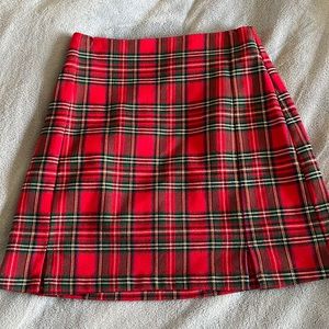 Brandy Melville skirt red